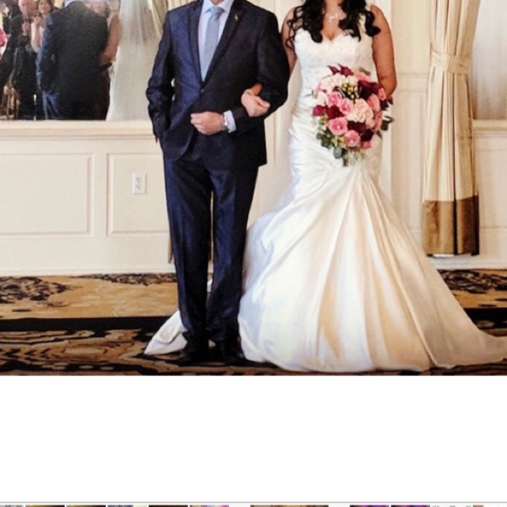 Wedding dress